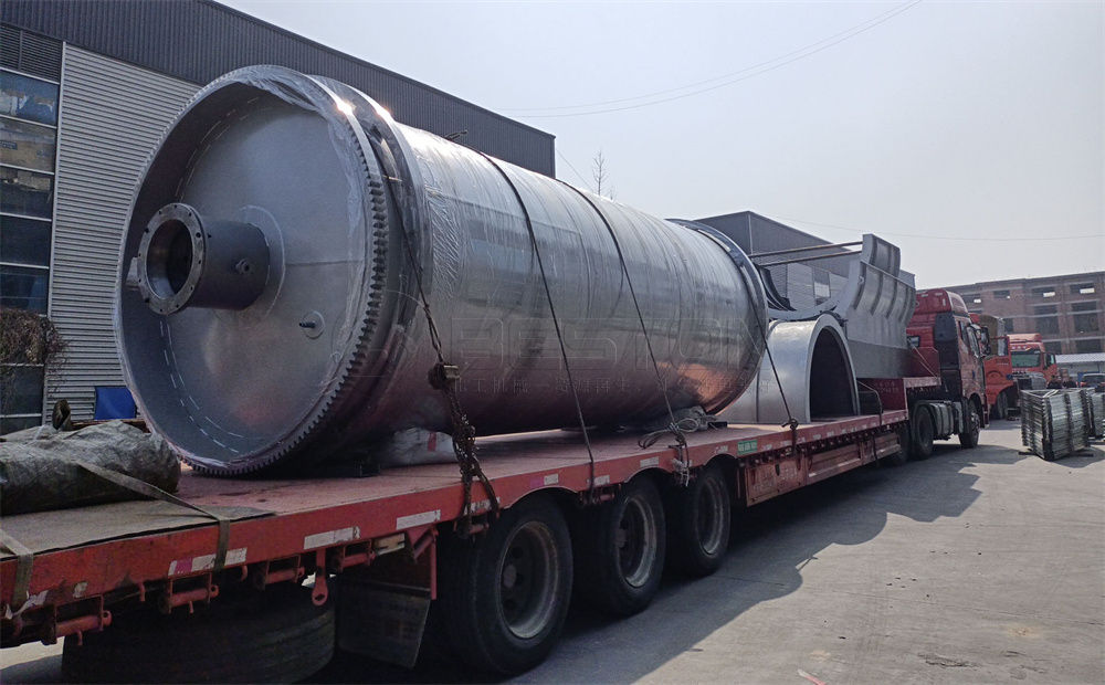 塞浦路斯BLJ-6廢塑料煉油設(shè)備發(fā)貨